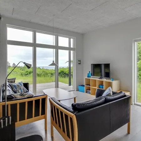 Holiday home Irek - 500m From The Sea In Djursland And Mols By Interhome *