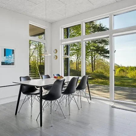 Irek - 500m From The Sea By Interhome Feriehus *