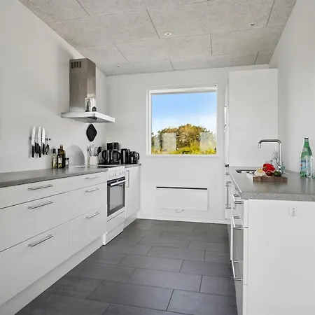 Irek - 500m From The Sea By Interhome *